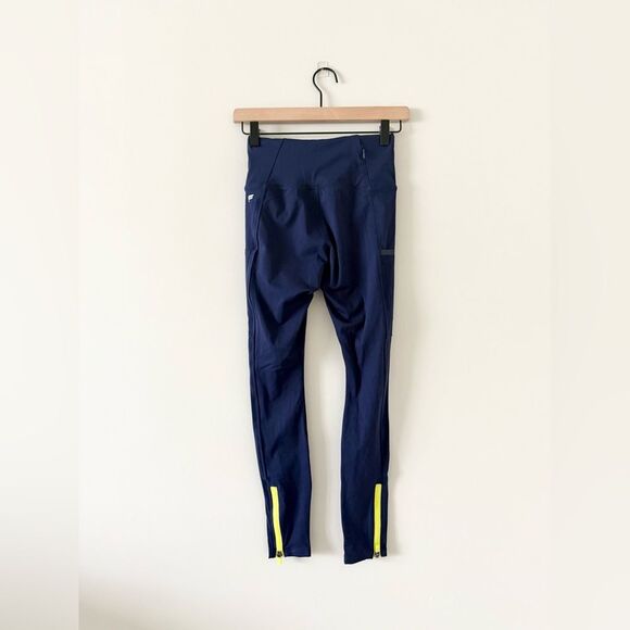 Fabletics Trinity Motion 365 HW Utility Legging in Navy and Yellow - Size XS - Picture 5 of 6